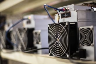 Hut 8 Doubles Bitcoin-Backed Loan With Coinbase to $130M, Locks in Lower Rate