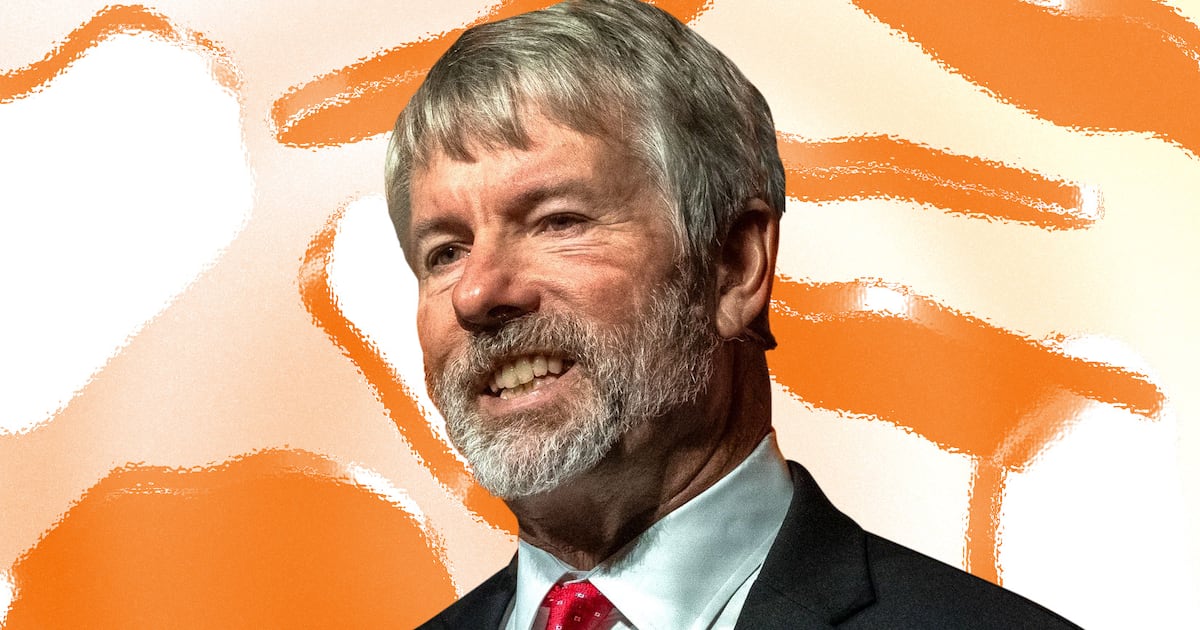 Buying into Michael Saylor’s latest stock scheme? You must be ‘crazy,’ says Jim Chanos