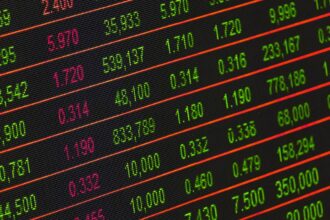 Who's Selling Bitcoin Above $100K and Holding Back the Price Rally?