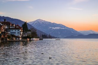 Swiss Bank AMINA Introduces Custody, Trading With Ripple’s RLUSD Stablecoin