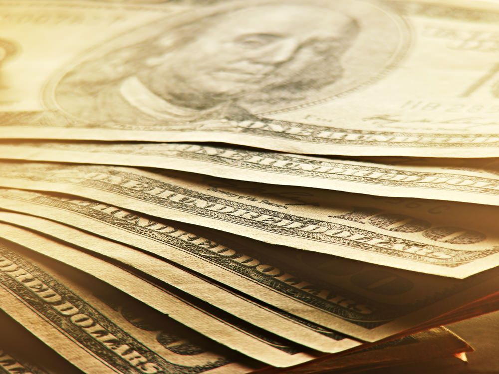 Coinbase's Base Sees Over $4B in Outflows Through Cross-Chain Bridges; Ethereum Nets Inflows of $8.5B
