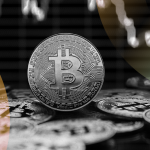 Bitcoin ETF Inflows Surge Past $600 Million for First Time Since May