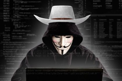 GMX exploiter returns stolen crypto after $42m hack