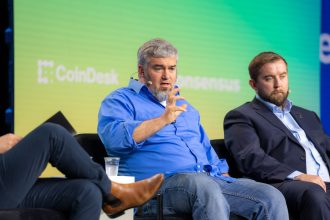 Solana Staking ETF Opens for Trade, Becoming First Such U.S. Crypto Staking Product