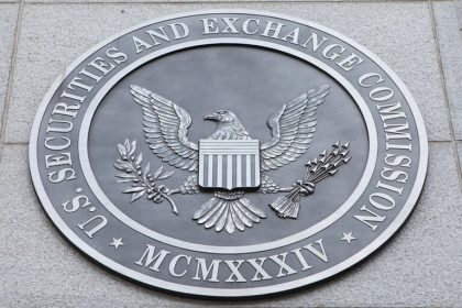 SEC Delays Decision on Bitwise Bitcoin, Ethereum ETFs' In-kind Redemptions